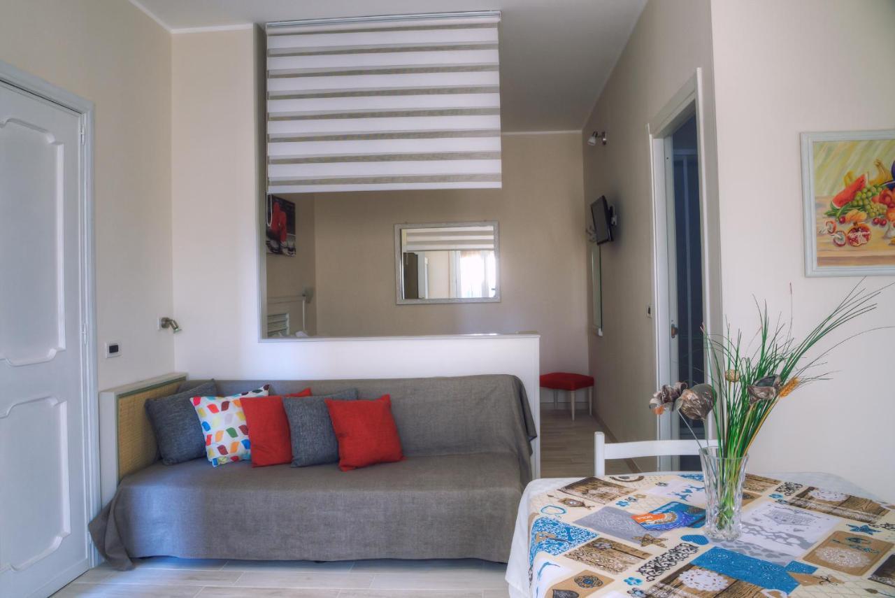 Terra Di Sole Bed & Breakfast Мадзара дел Вало Екстериор снимка